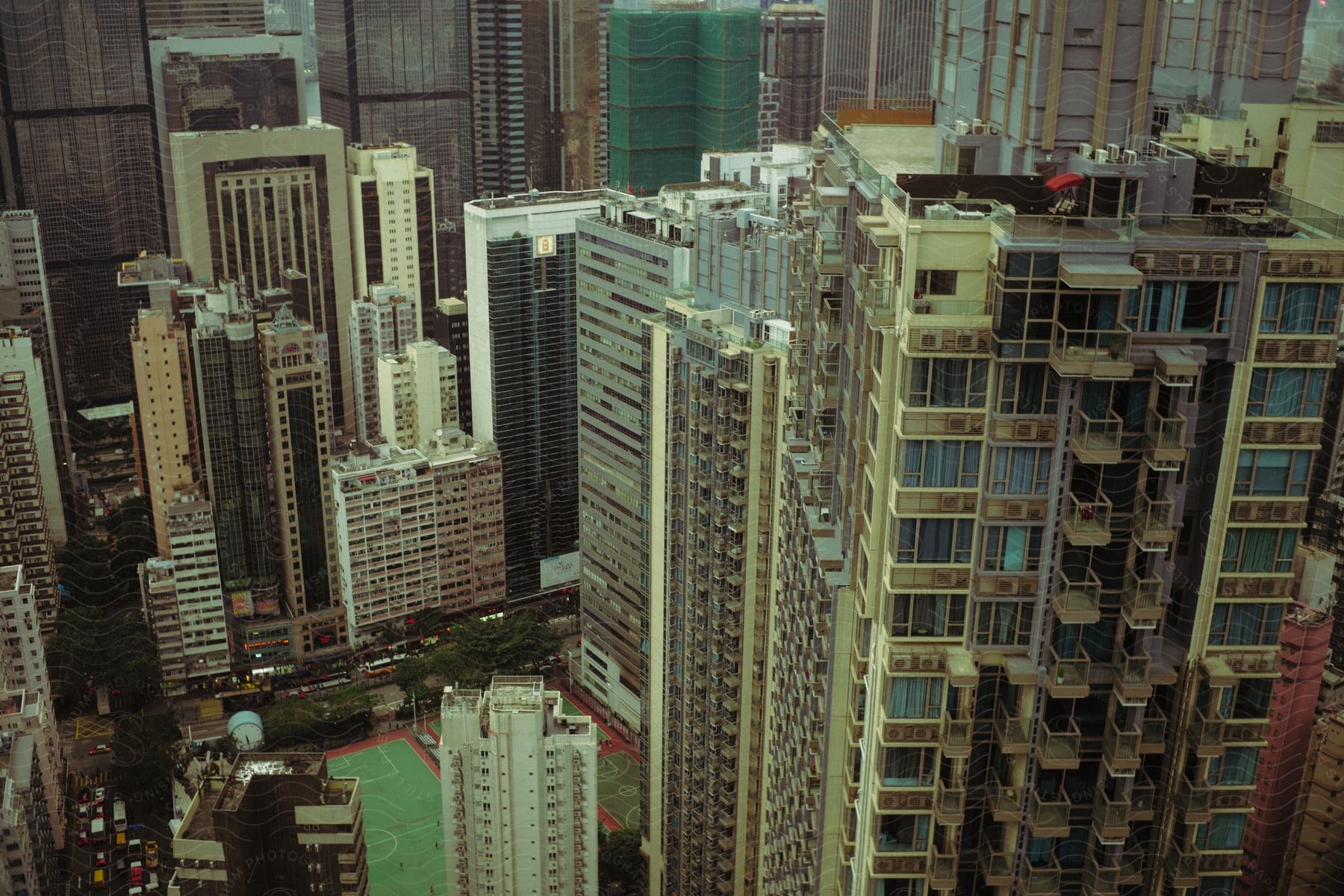 Tall apartment buildingsskyscrapers in a large city