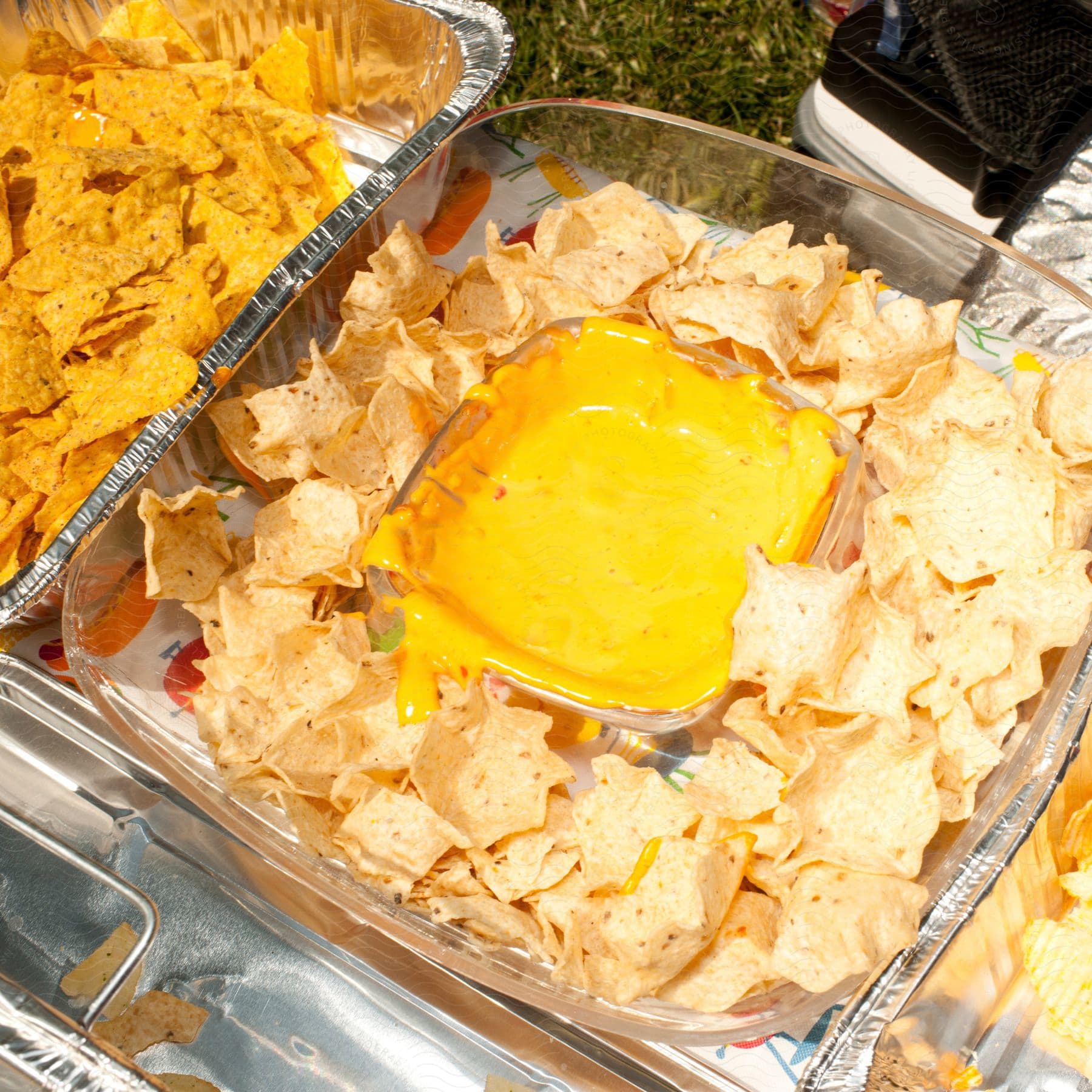 A plate of neutral nachos with egg as an ingredient