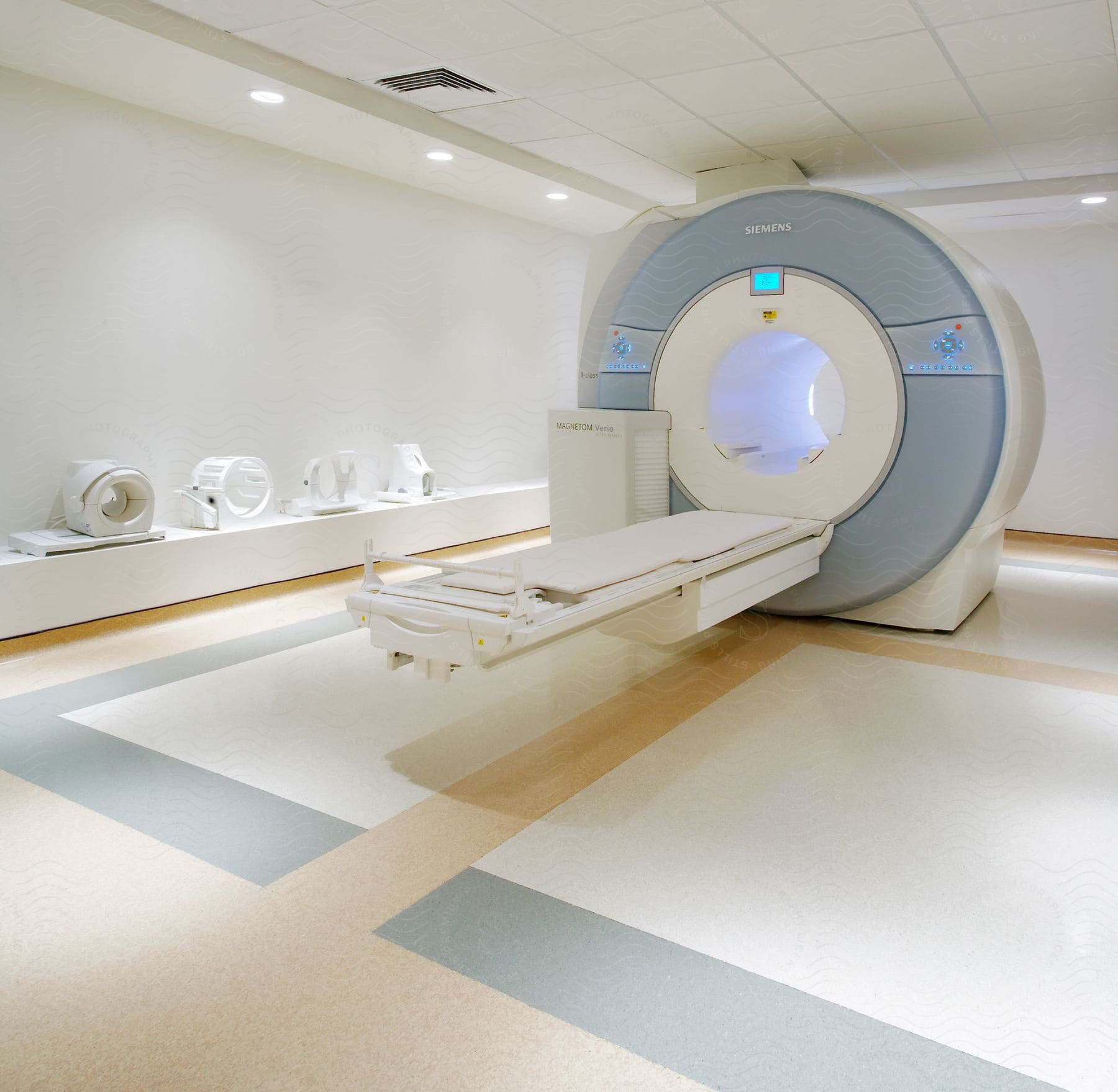 Magnetic resonance imaging equipment in a healthcare structure