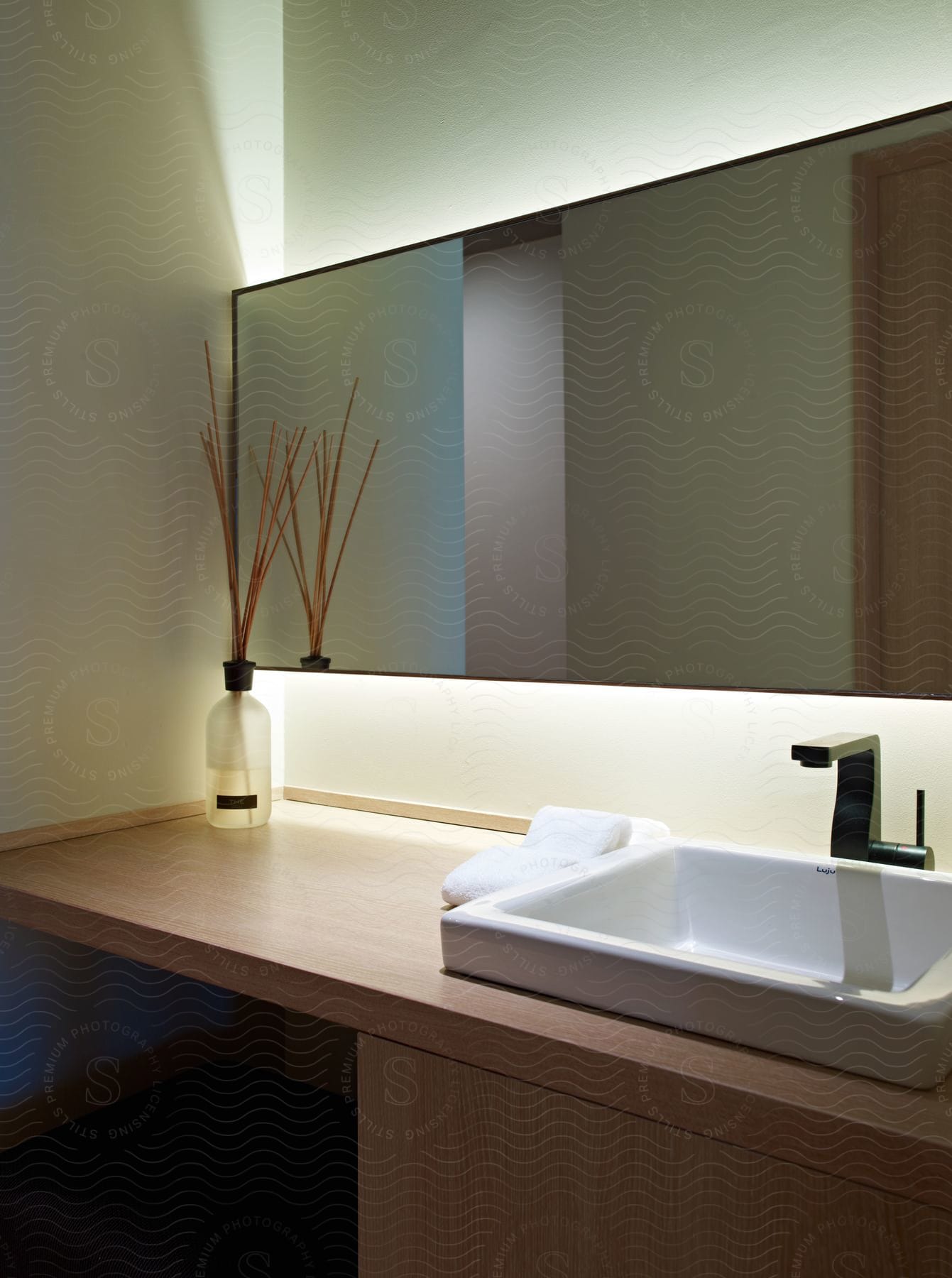 The interior design of a bathroom