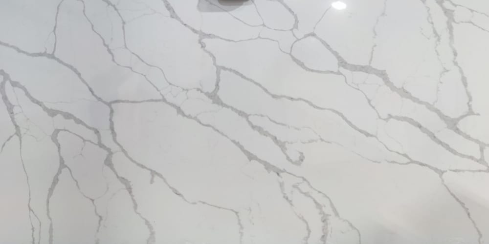 Calacatta Rome Quartz 8942 Quartz by Apex Quartz USA Inc - StoneTrash