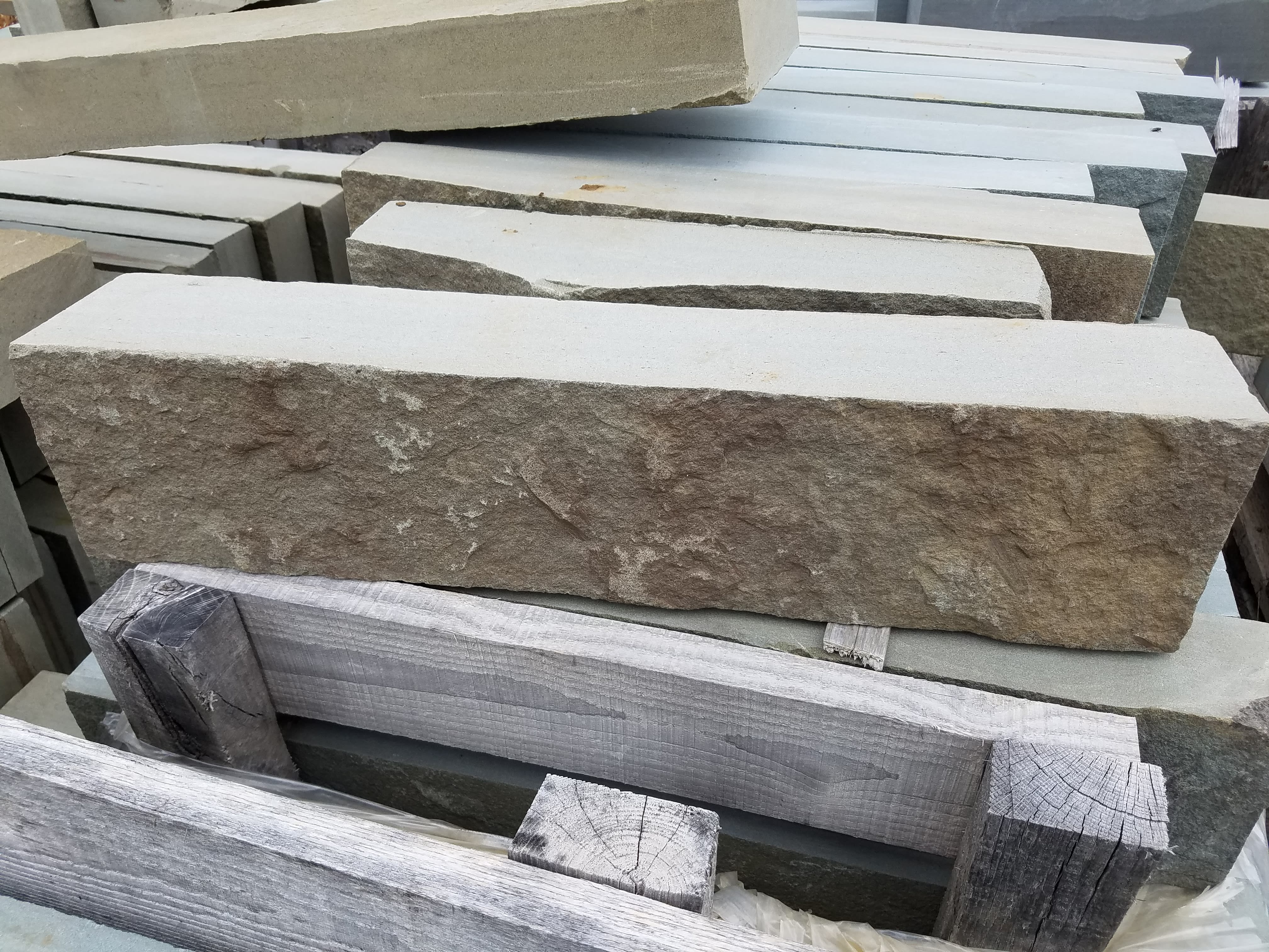 Stained Bluestone Full Color Bluestone Veneer Bluestone - StoneTrash