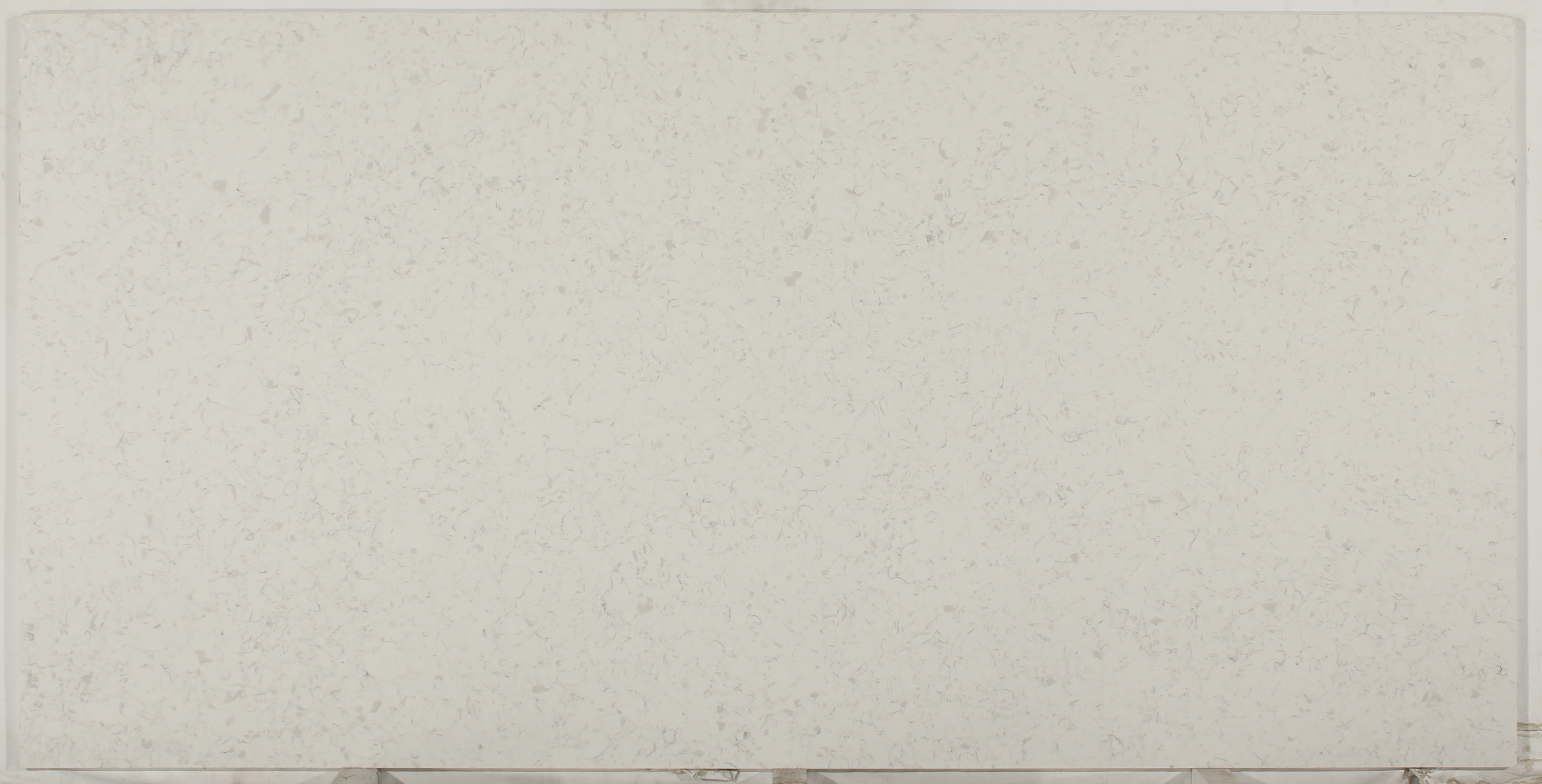 Mountain White AQ533 Quartz by Alleanza - StoneTrash
