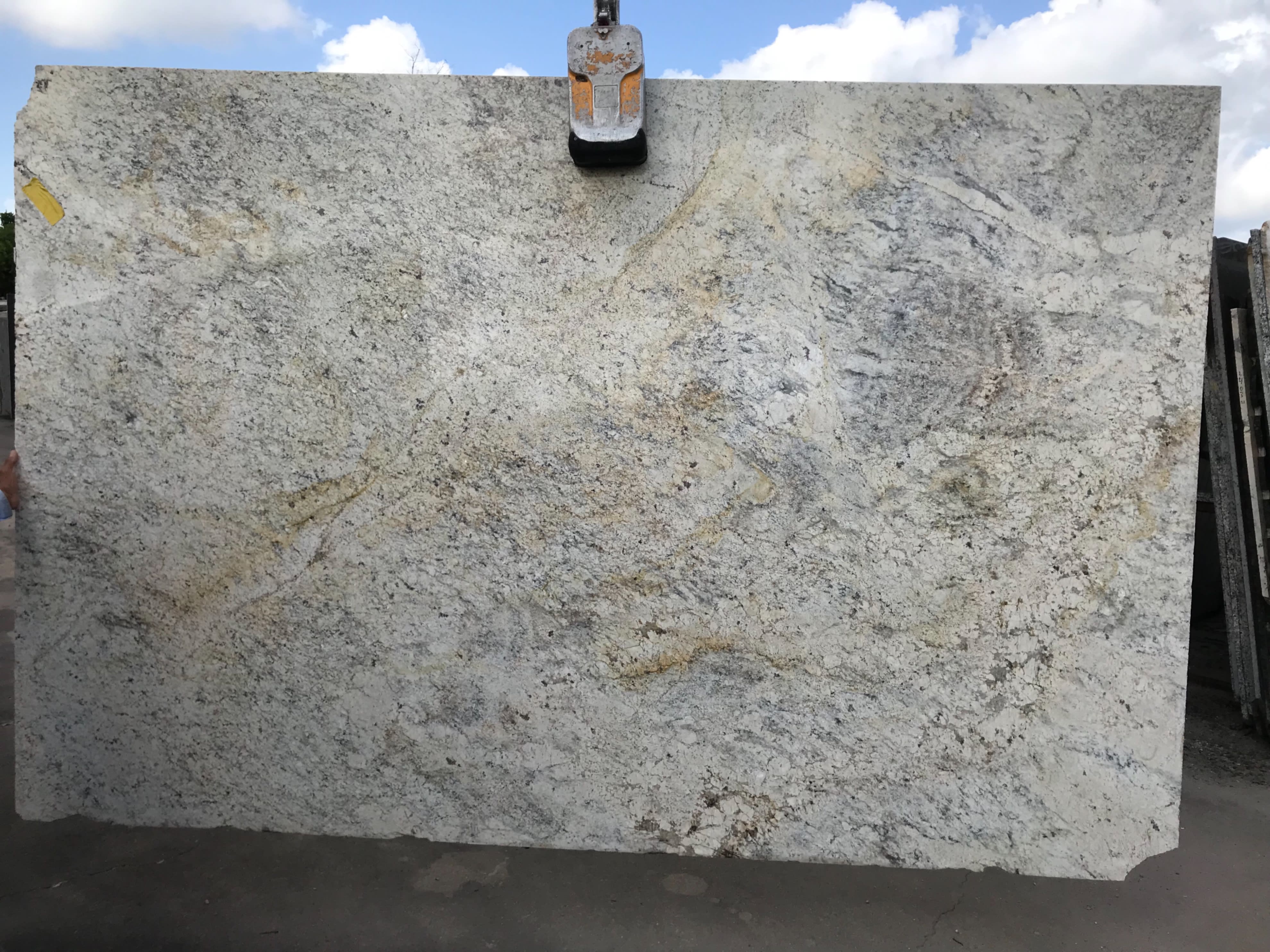 Delicatus White Granite - StoneTrash