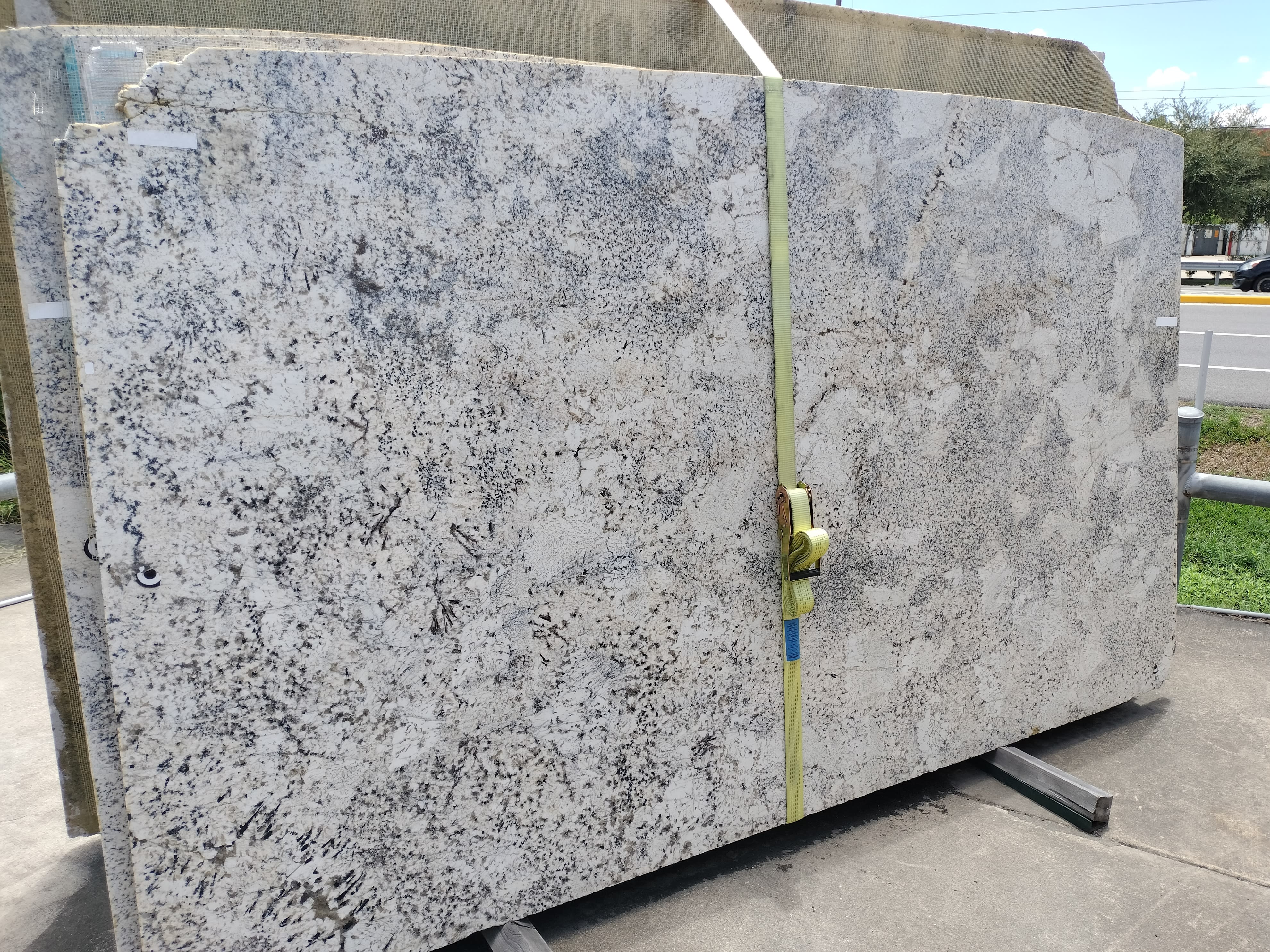 Delicatus White Granite - StoneTrash