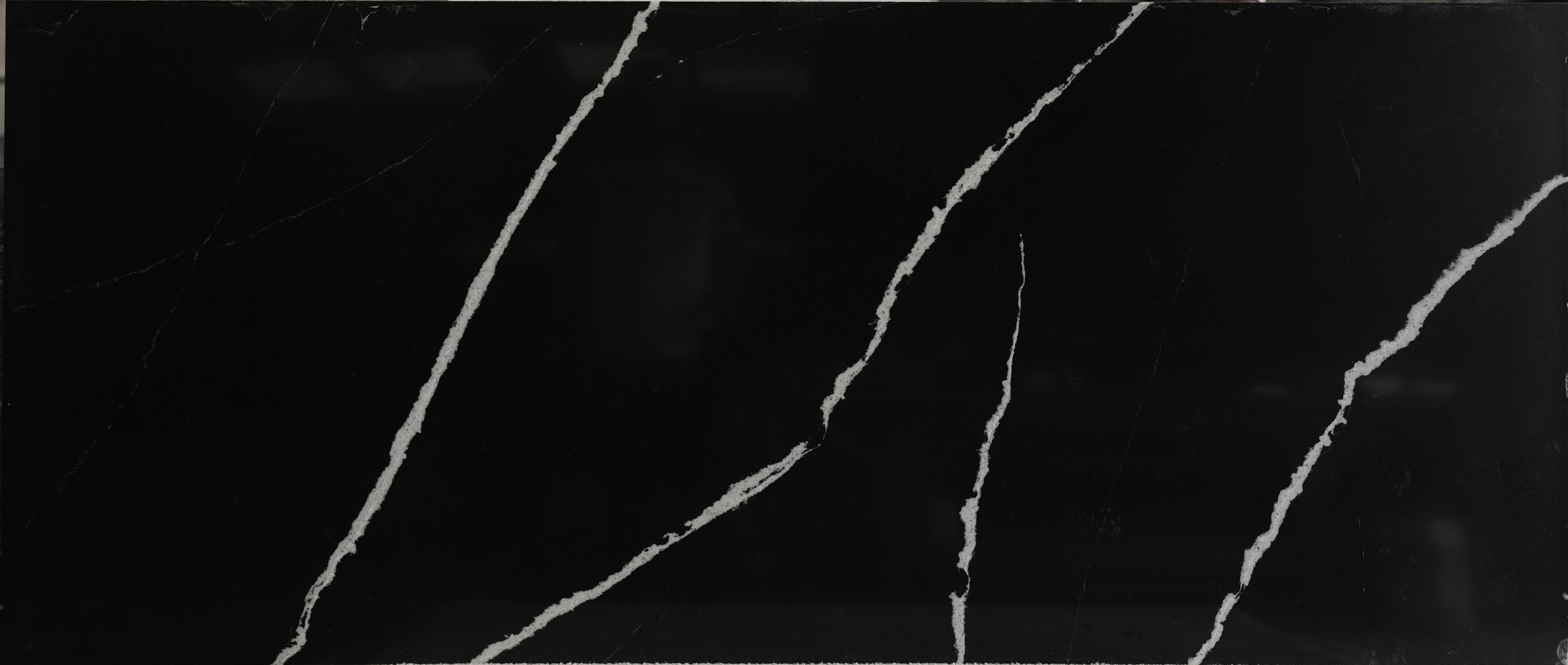 ETERNAL MARQUINA Quartz by Silestone StoneTrash