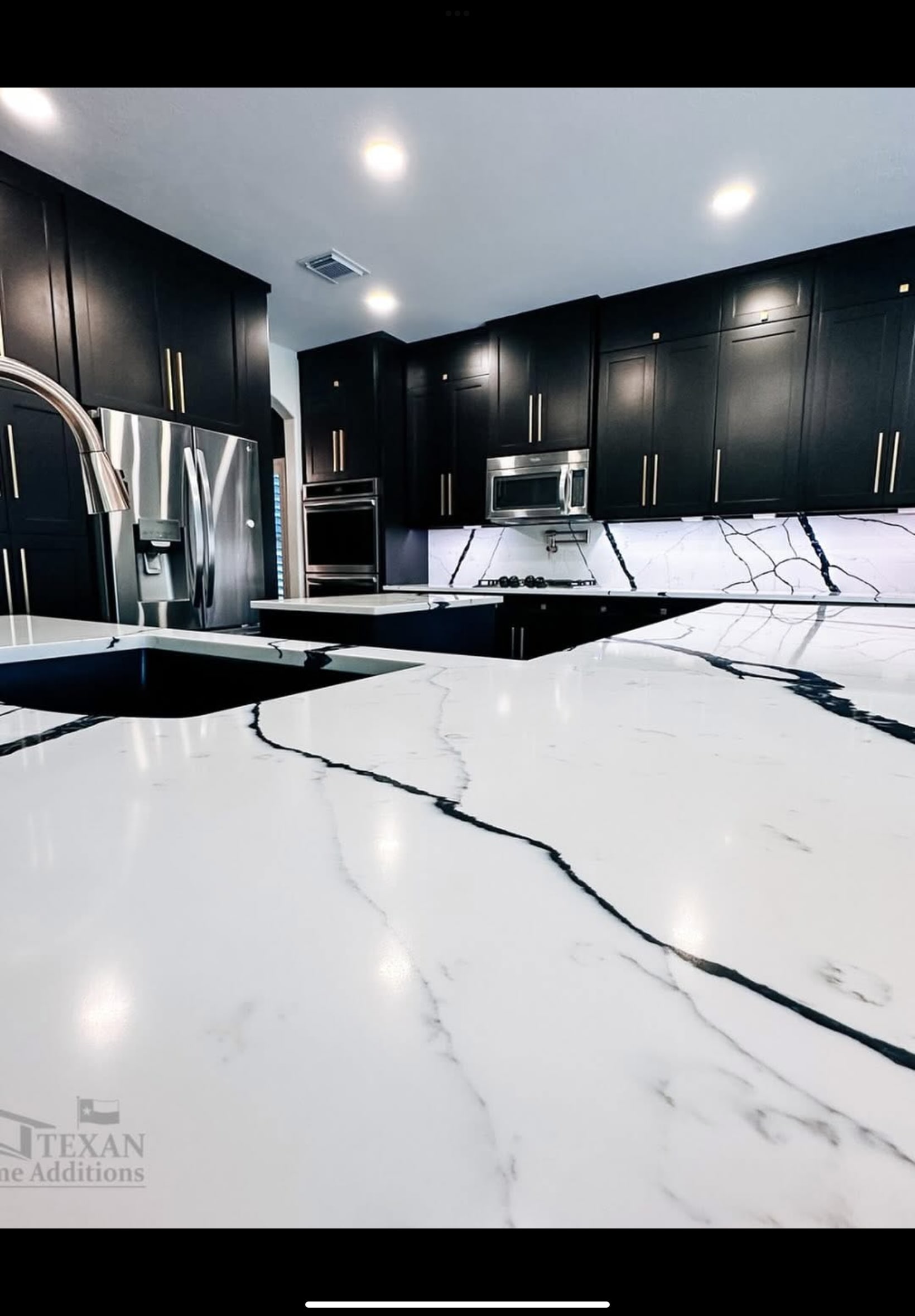Calacatta Dark Veins Quartz Quartz by Apex Quartz USA Inc StoneTrash