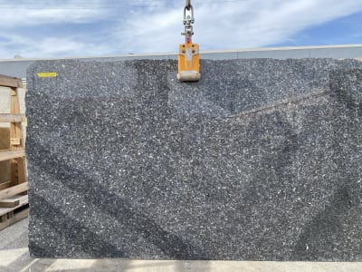 https://res.cloudinary.com/stimg/images/w_400,q_auto,f_auto/16634/blue_pearl_granite.jpg