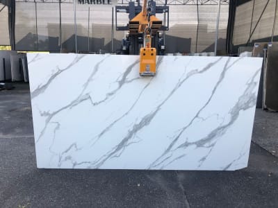 Camellia White Polished Granite Slab Random 1 1/4 – Marble Systems