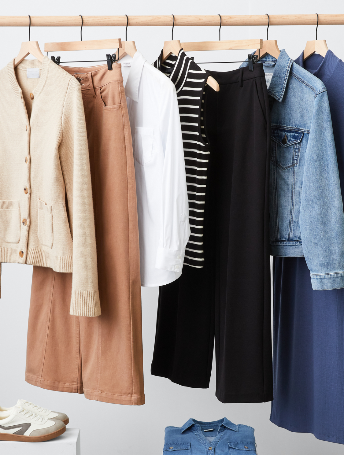 パンツ Clothes shopper hero_brands_375x496.png