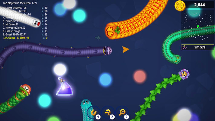 Worms Zone .io - Hungry Snake Mod APK Gameplay Screenshot 3 – All Skins Unlocked