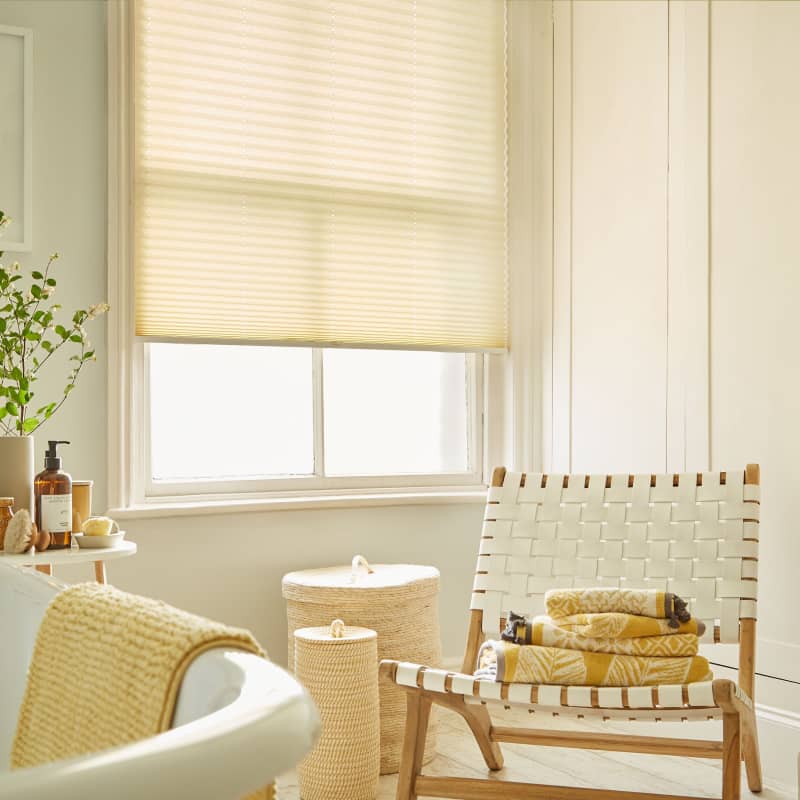 Arena Echo Cream freehang pleated blind