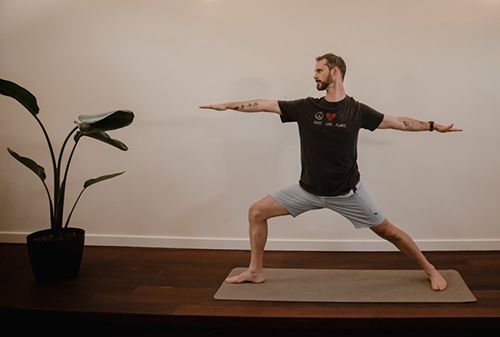 JB being all manly at yoga