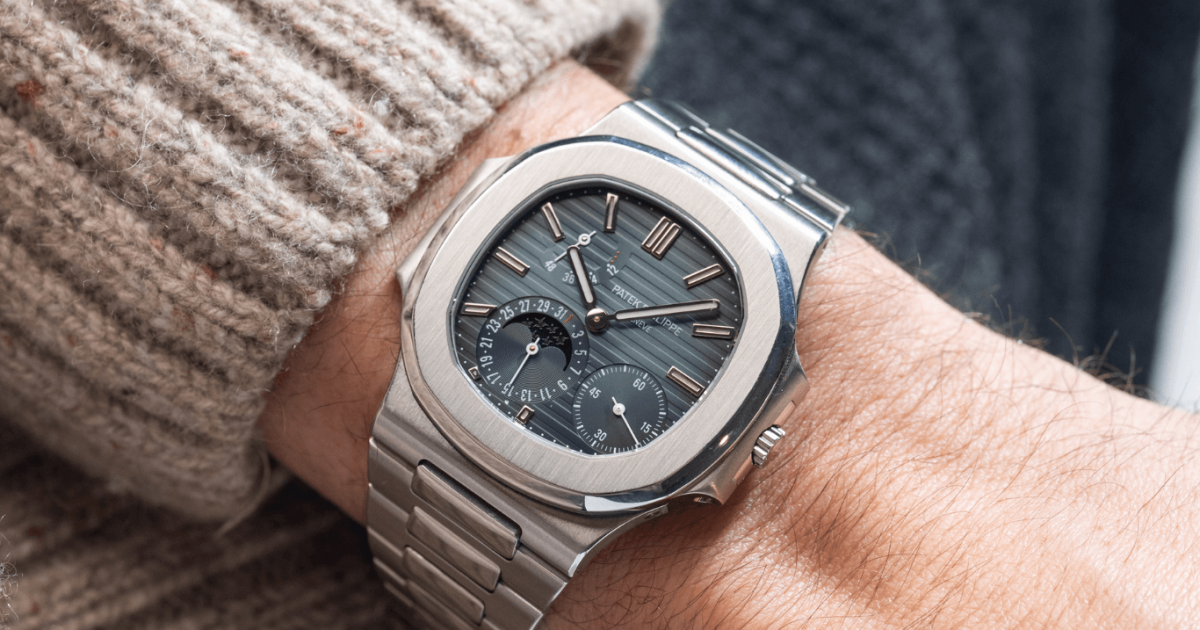 Patek Philippe 純正アリゲーターベルト スエードケース付き Patek Philippe Nautilus 3712: Complete Review and Buying Guide