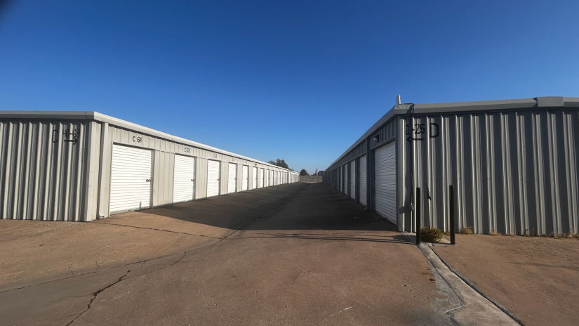 storage units near me that allow moving trucks tulsa, truck accessible storage tulsa, drive up storage tulsa, large vehicle storage tulsa, moving truck storage units tulsa, tulsa self storage easy access, secure storage tulsa ok, affordable storage tulsa, BLSS tulsa storage