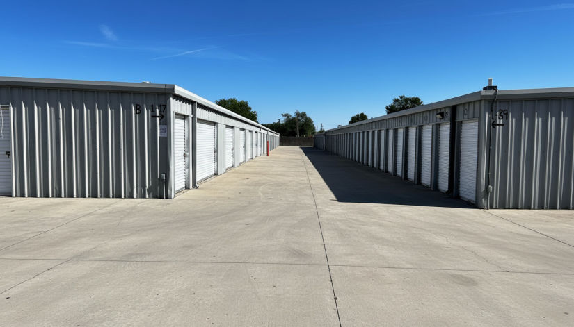 cost of self storage units near me, Tulsa storage unit prices, storage units Tulsa OK cost, affordable storage Tulsa Oklahoma, self storage pricing Tulsa, climate controlled storage Tulsa, cheap storage units near Sheridan Rd Tulsa, storage units near Admiral Pl Tulsa, Best Local Self Storage Tulsa, Tulsa storage unit cost guide