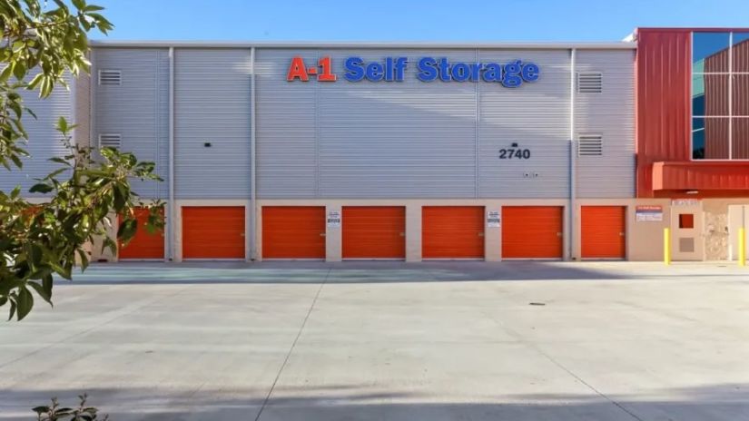 Drive-Up Storage units in San Diego