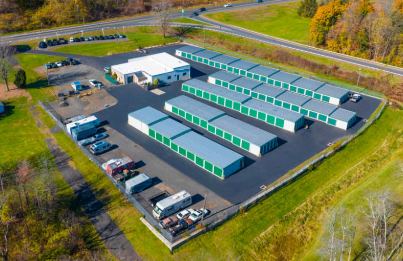 storage facilities in Feeding Hills
