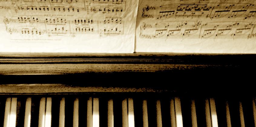 Moving an Upright Piano | Storagefront