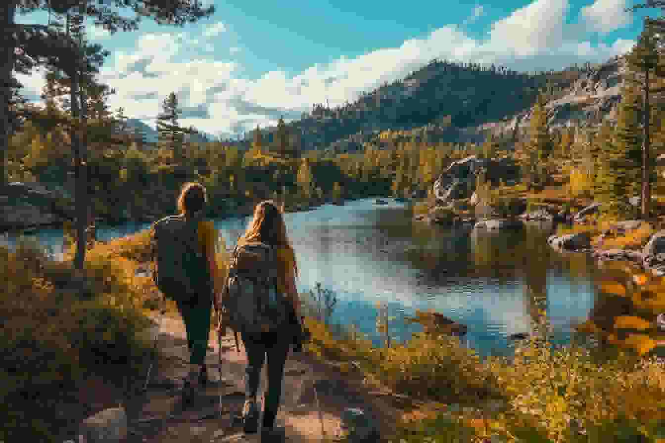 Top Fall Hiking and Biking Routes in Lakeside