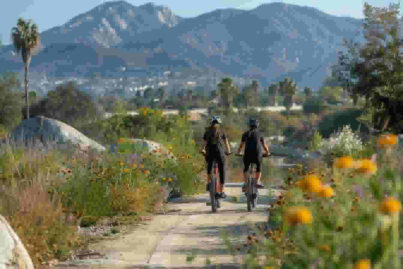 Best Cycling Routes and Bike-Friendly Spots in Fontana