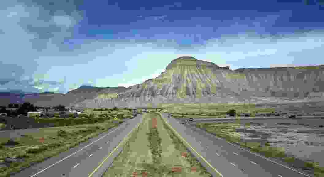 [[File:Desolate view of the Utah desert from an Interstate highway LCCN2011633517.tif|thumb|Desolate view of the Utah desert from an Interstate highway in Clifton, CO
