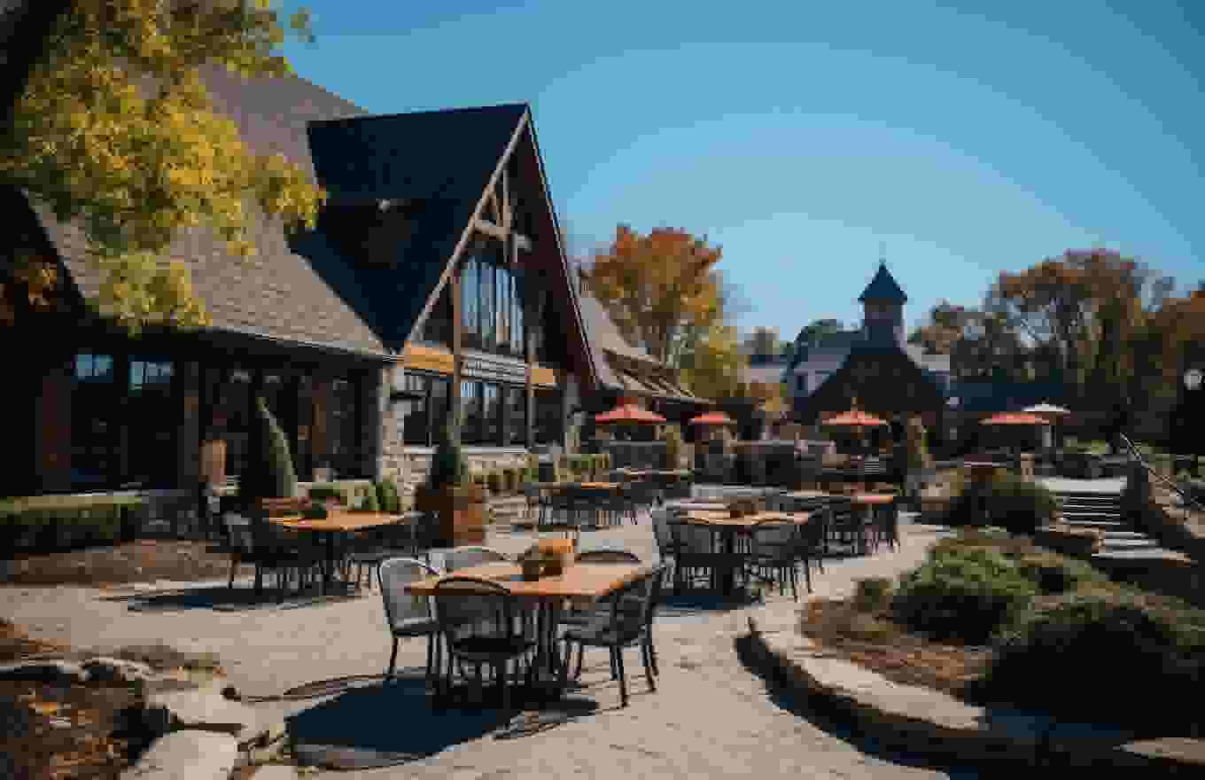 Spring Hill Brewery and Winery Tour Guide