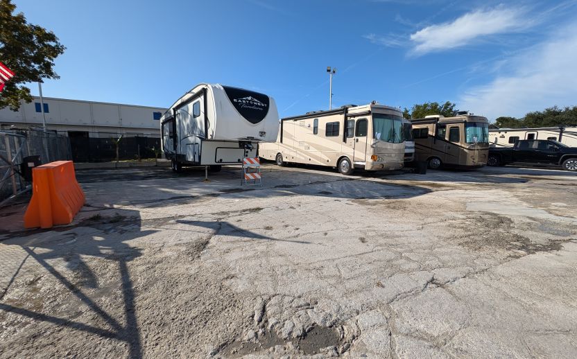 Storage facility type Image