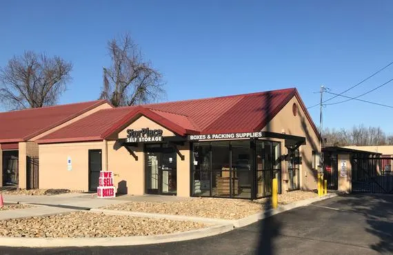 StorPlace Self Storage Front Entrance on 2156 Murfreesboro Pike, Nashville, TN 37217