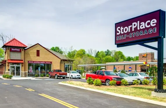 Front Entrance of Storplace Self Storage on 2079 Lascassas Pike, Murfreesboro, TN 37130