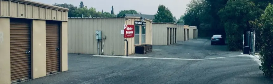 Entrance to Longfellow Self Storage in Chico CA