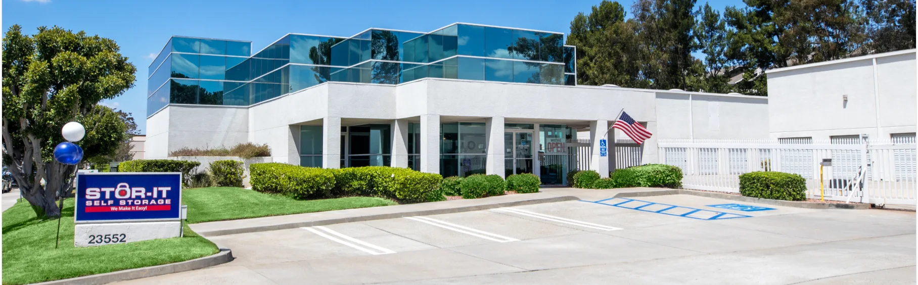 Parking Lot access to front office for Stor-It Self Storage