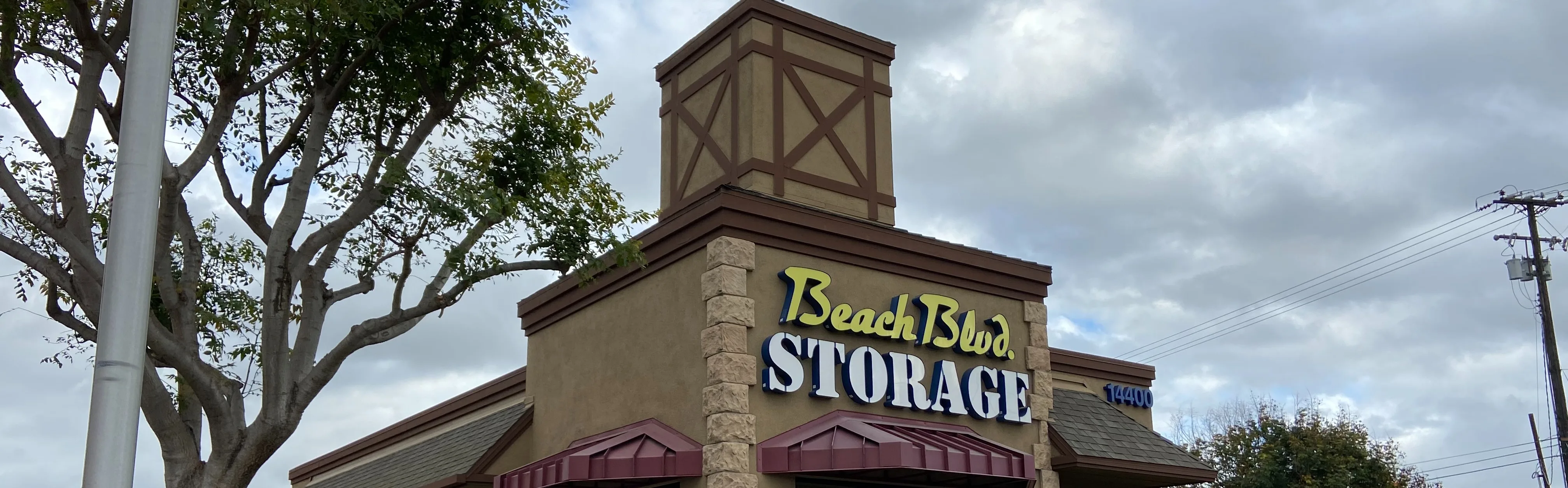 Lighthouse Self Storage Westminster storage units and spaces at 14400 Beach Blvd, Westminster, CA, 92683