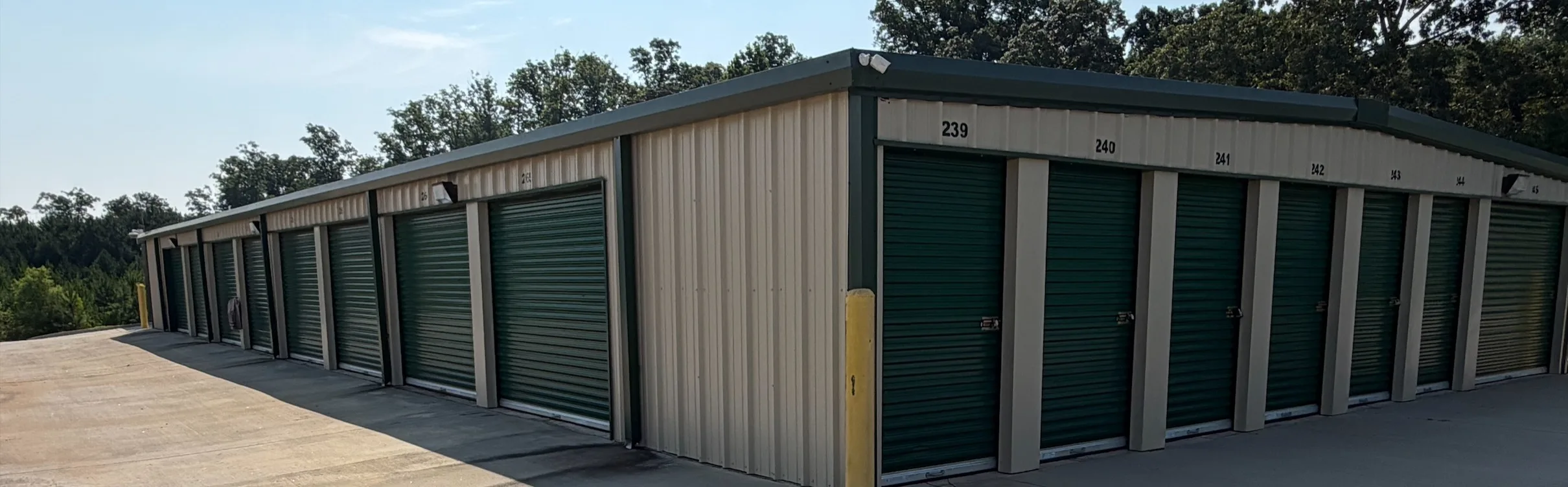 Corner of 200 Building