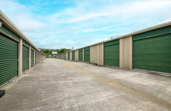 Forward Storage - Salem storage units and spaces at 2280 Salem Industrial Dr, Salem, VA, 24153
