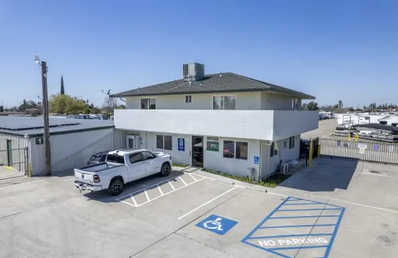 Front Entrance Image Arco's Self Storage