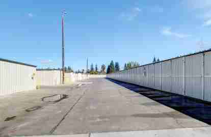 This 360 view shows the customer rows of storage units around our 1191 E Nees avenue location