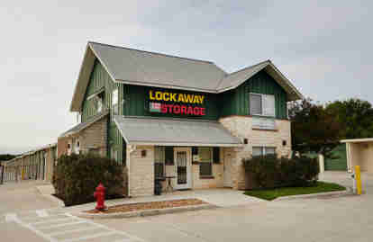 The front office of the Nacogdoches location.