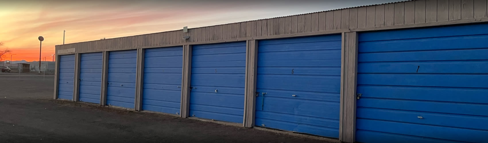 Exterior view of the Silver Springs Self Storage LLC facility