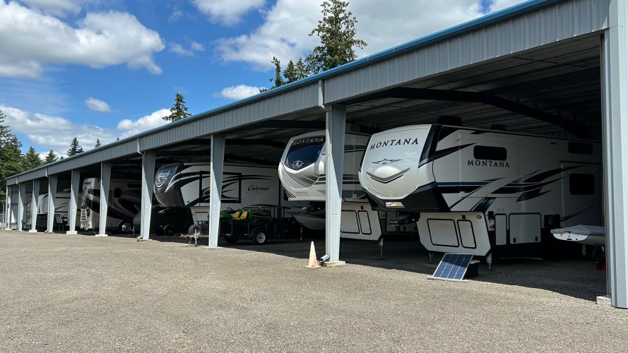 Exterior view of the South Tualatin Storage LLC facility