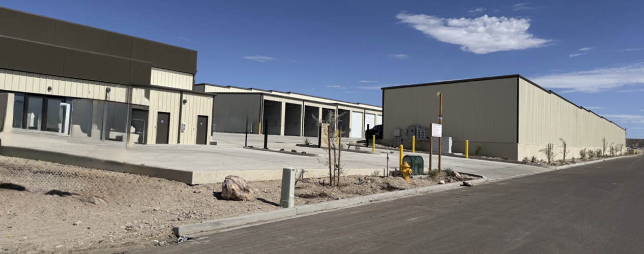 Exterior view of the The Friendly Place Storage facility