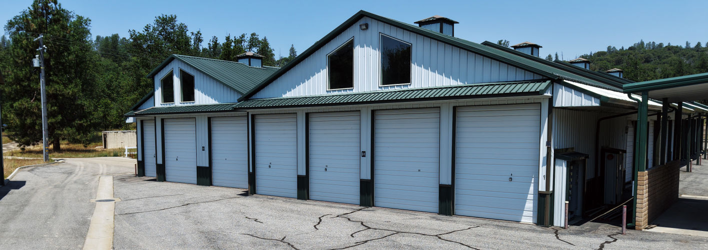 Exterior view of the Sierra Reserve Luxury Storage facility