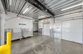 self storage facility in Los Angeles