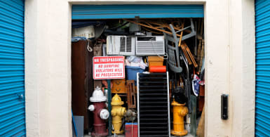 storage container image