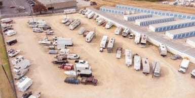 storage container image