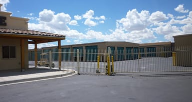storage container image
