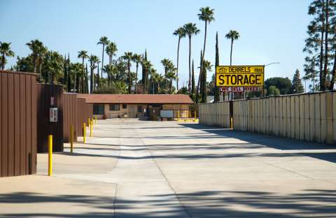 Derrel's Mini Storage, storage units and spaces at 3999 N Chestnut Diagonal, Fresno, CA, 93726