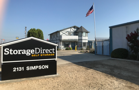 Storage Direct Self Storage, storage units and spaces at 2131 Simpson St, Kingsburg, CA, 93631