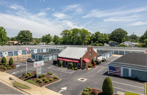 American Classic Storage, storage units and spaces at 906 Big Bethel Rd, Hampton, VA, 23666