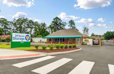 24 Seven Storage, storage units and spaces at 15373 Carrollton Blvd, Carrollton, VA, 23314